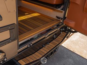 Land Rover Defender Artesanal Elétrico - Defender Artisans imagem 6